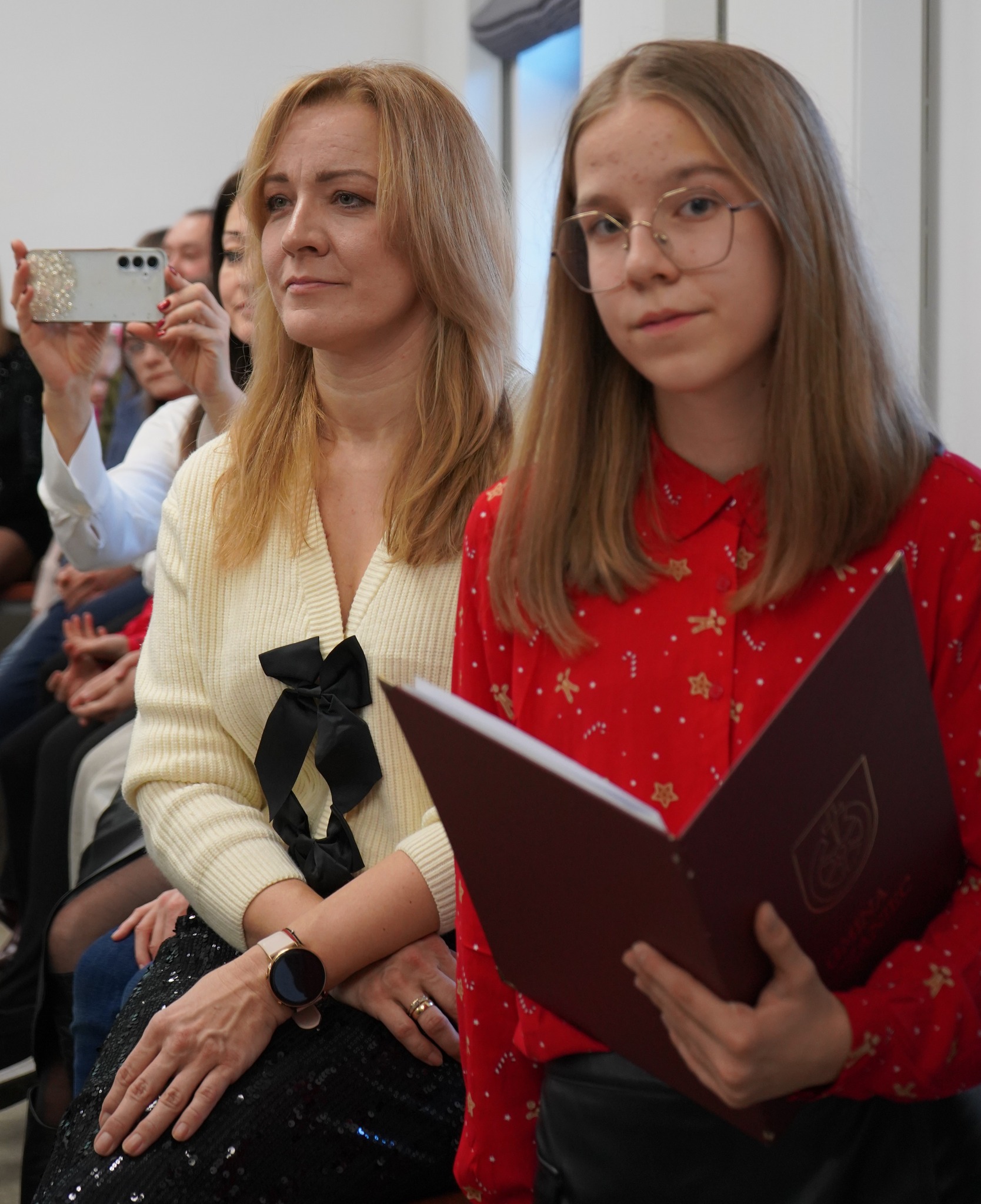 600282161_122155603736742492_5753097766418107936_n